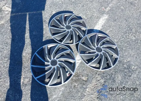 2009 Toyota Corolla Le из США, поврежденный, VIN JTDBL40E59J026779